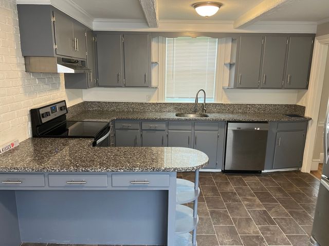 9 Arlington Street 1, Reading, MA 01867