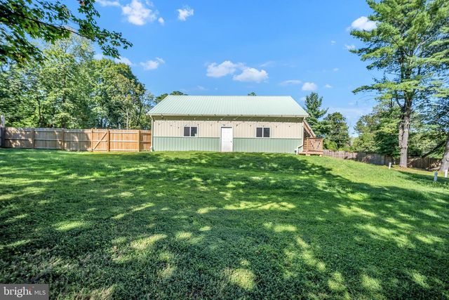 1851 MEETINGHOUSE RD, Warminster, PA 18974