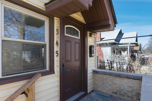 345 S Holyoke St, Wichita, KS 67218