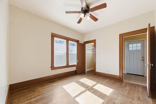 345 S Holyoke St, Wichita, KS 67218