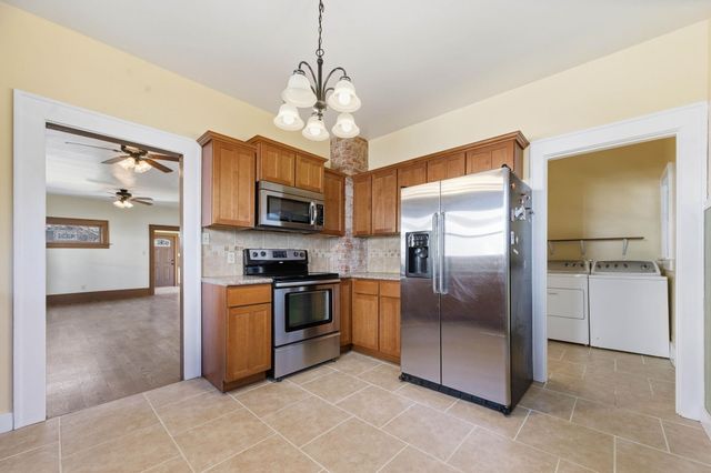 345 S Holyoke St, Wichita, KS 67218