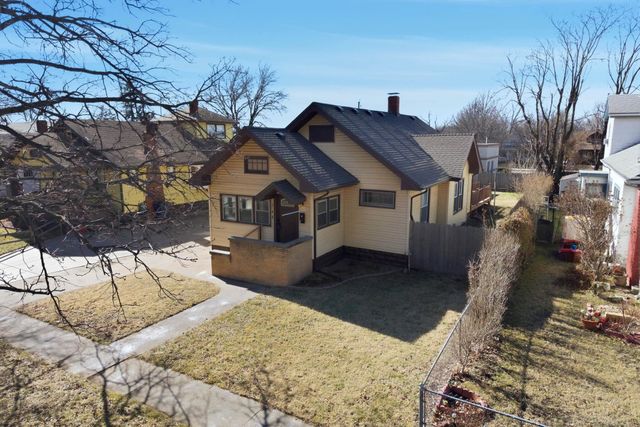 345 S Holyoke St, Wichita, KS 67218