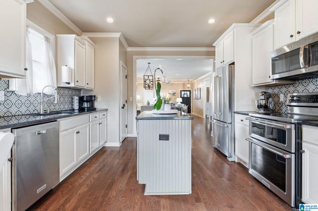 3905 JAMES HILL CIRCLE, Hoover, AL 35226