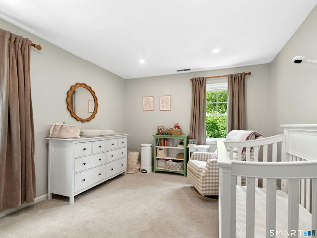 9 Nursery Court, Norwalk, CT 06850