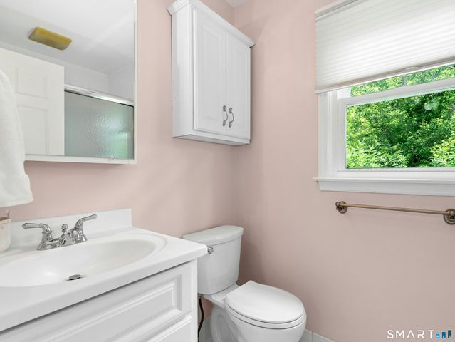 9 Nursery Court, Norwalk, CT 06850