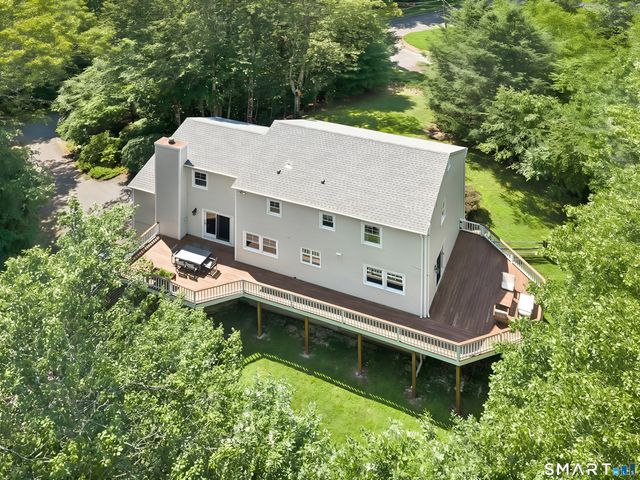 9 Nursery Court, Norwalk, CT 06850