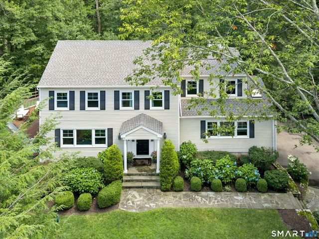 9 Nursery Court, Norwalk, CT 06850