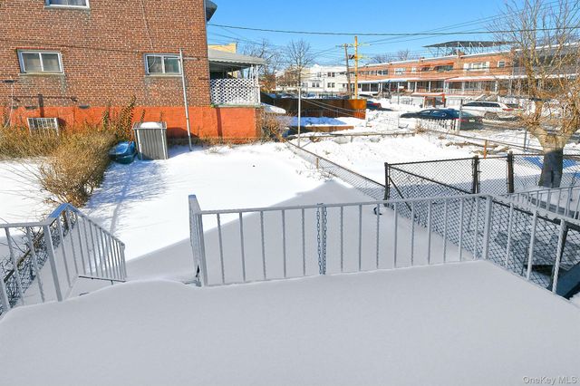 3617 Laconia Avenue, Bronx, NY 10469