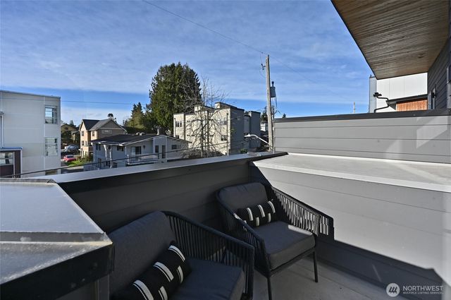 6308 26th Avenue NW, Seattle, WA 98107