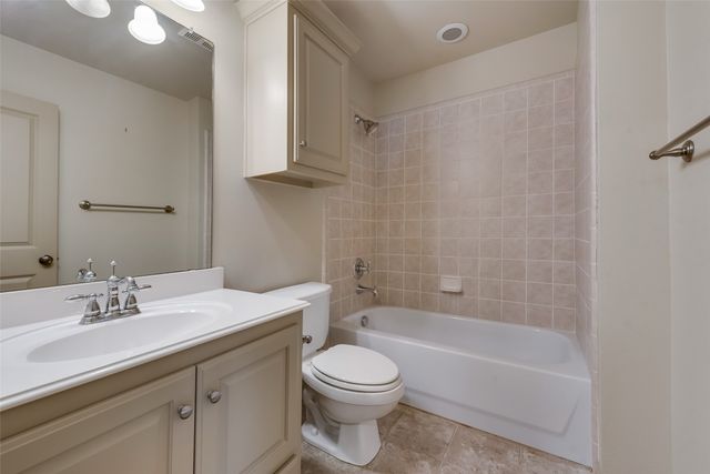 2207 Kings Pass, Heath, TX 75032