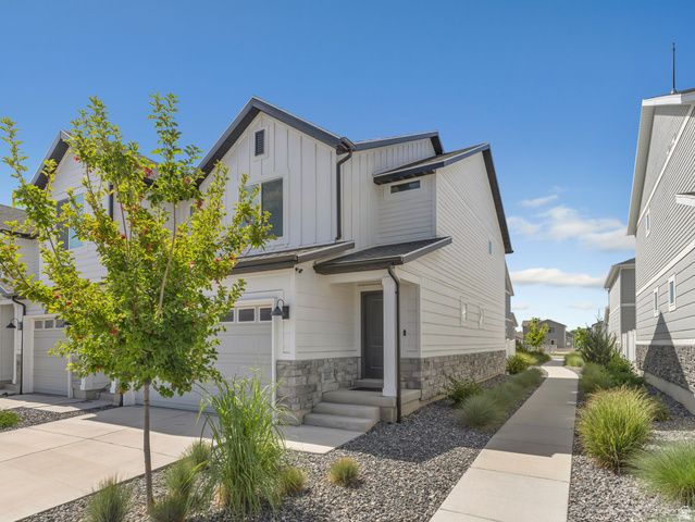 1786 E EAGLE VIEW LN, Eagle Mountain, UT 84005