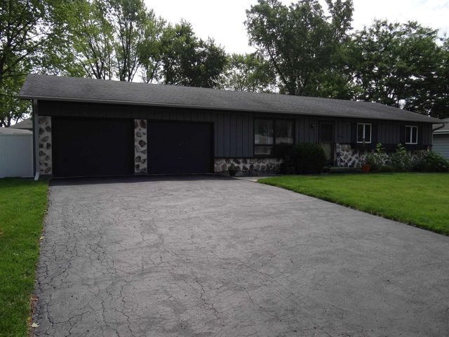 2514 Sherwood Drive, Janesville, WI 53545