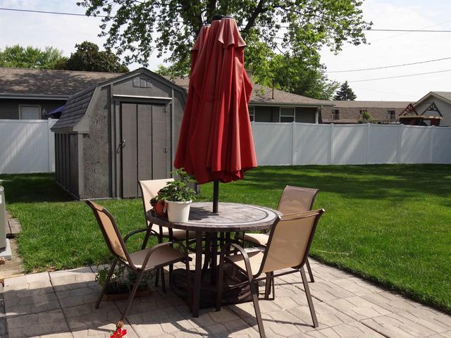 2514 Sherwood Drive, Janesville, WI 53545