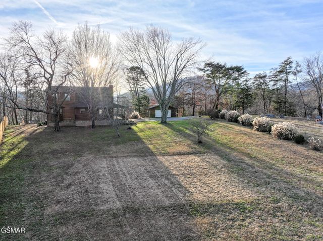 662 Lower Bogard Road, Newport, TN 37821