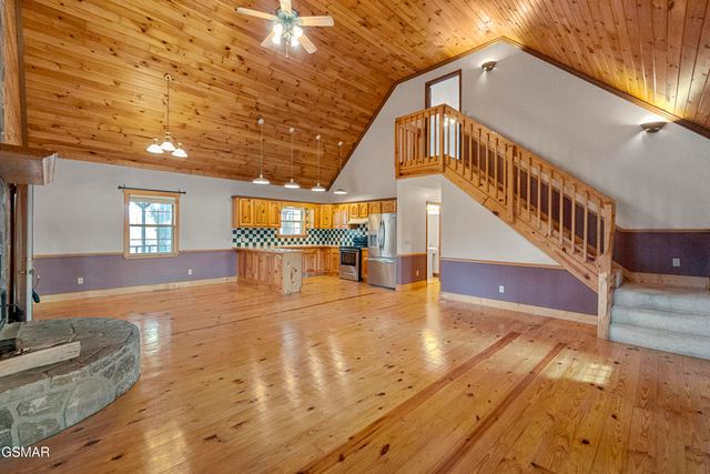 662 Lower Bogard Road, Newport, TN 37821