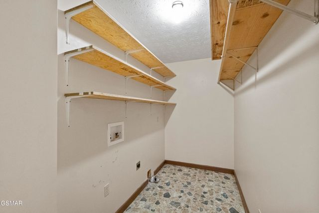 662 Lower Bogard Road, Newport, TN 37821