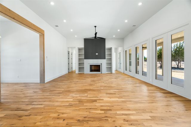 6271 Mcchesney Drive, Midlothian, TX 76065