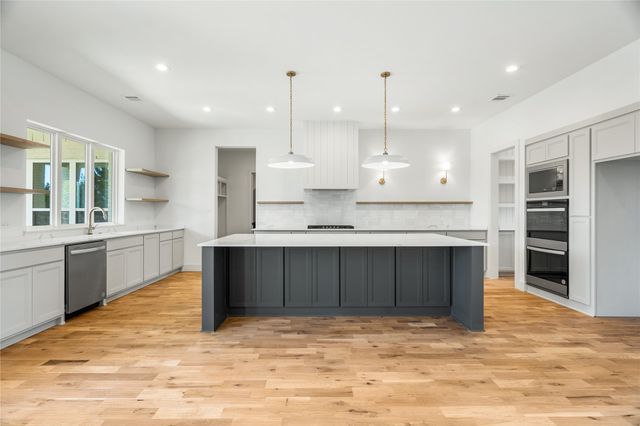 6271 Mcchesney Drive, Midlothian, TX 76065