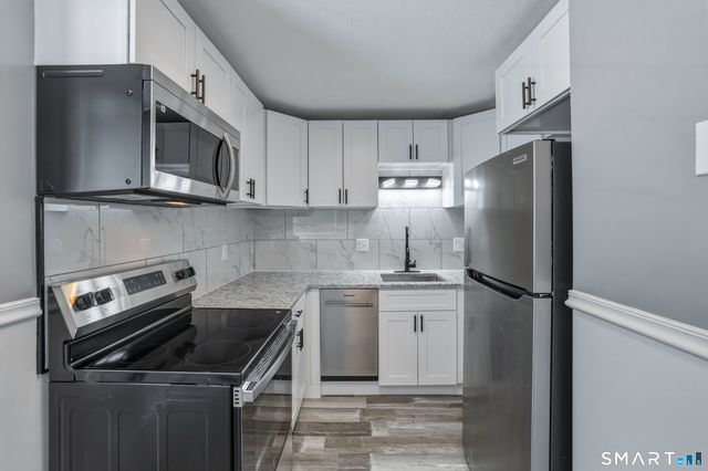 62 Northampton Lane 62, Plainville, CT 06062