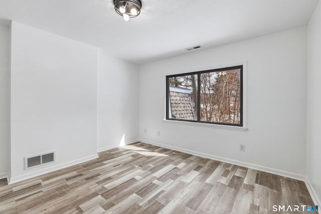 62 Northampton Lane 62, Plainville, CT 06062