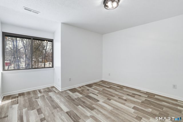 62 Northampton Lane 62, Plainville, CT 06062