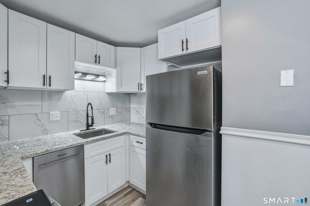 62 Northampton Lane 62, Plainville, CT 06062