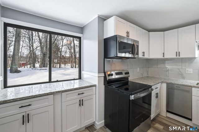 62 Northampton Lane 62, Plainville, CT 06062