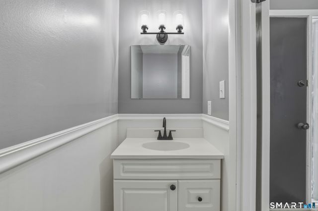 62 Northampton Lane 62, Plainville, CT 06062