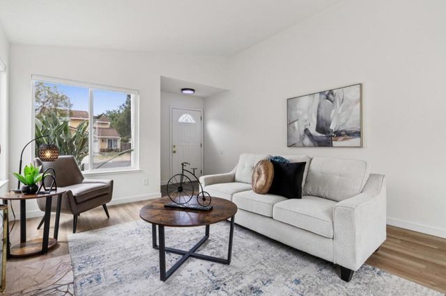 555 Lanfair Circle, San Jose, CA 95136