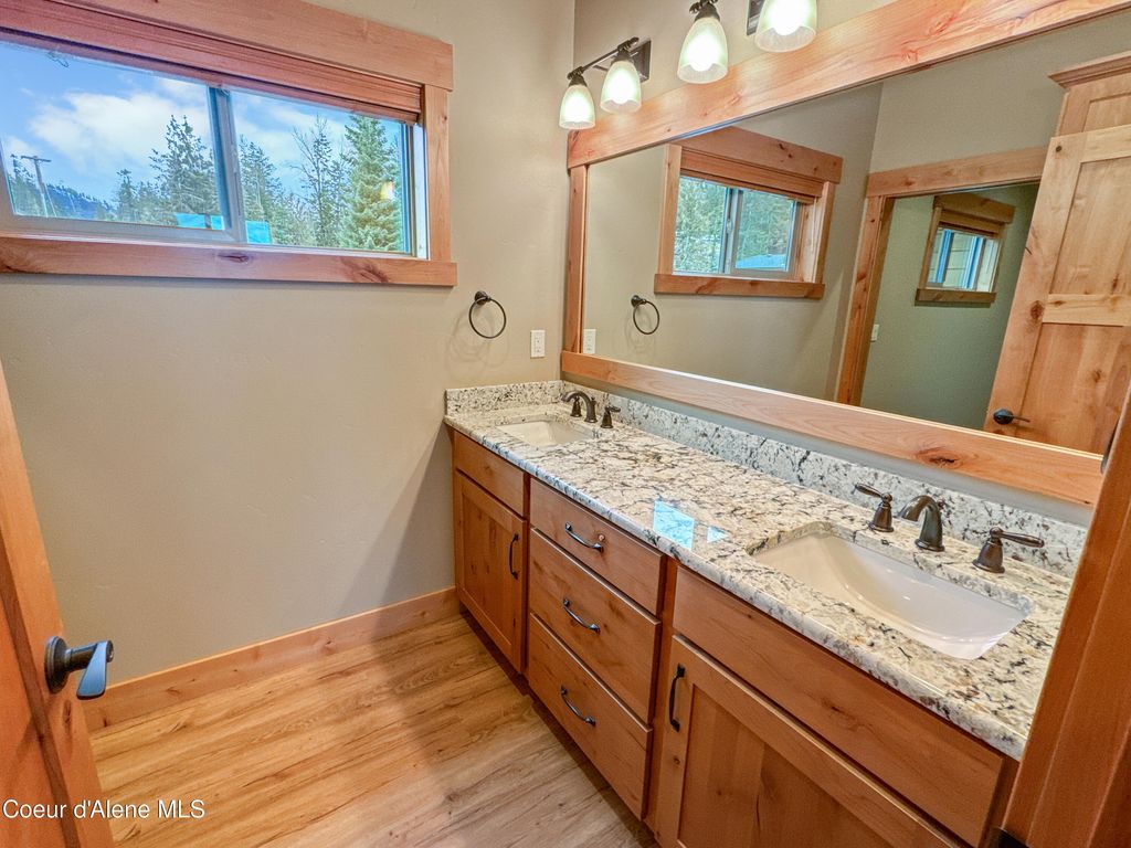 27 Fremont Lane (B14), Nordman, ID 83848 photo 8