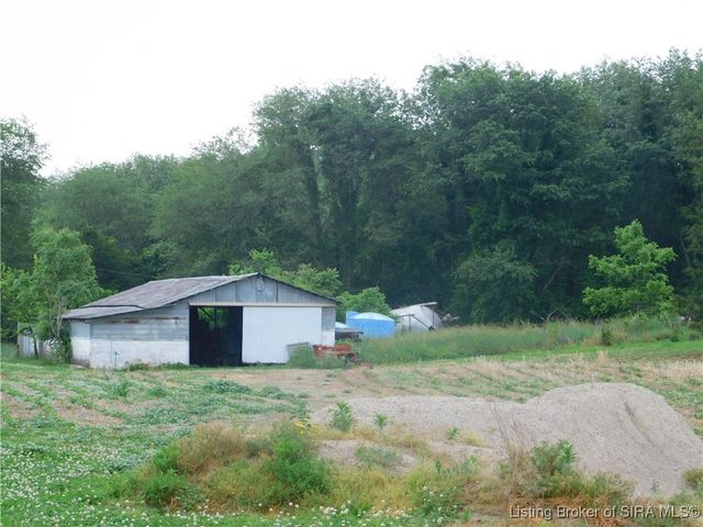 8960 Turkey Farm Road NW, New Salisbury, IN 47161