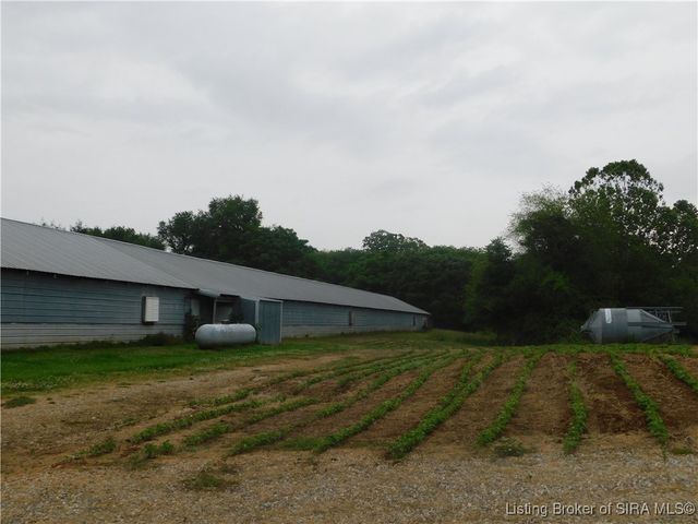 8960 Turkey Farm Road NW, New Salisbury, IN 47161