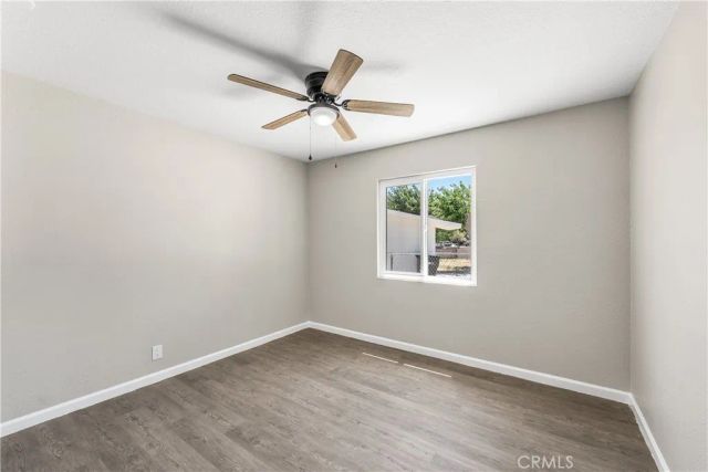 15992 Lawrence Drive, Mojave, CA 93501