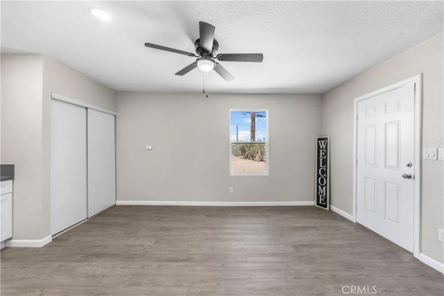 15992 Lawrence Drive, Mojave, CA 93501