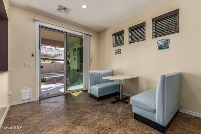 5513 W ROWEL Road, Phoenix, AZ 85083