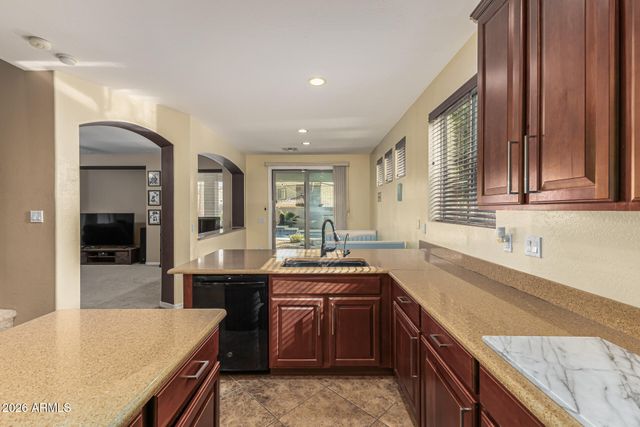 5513 W ROWEL Road, Phoenix, AZ 85083