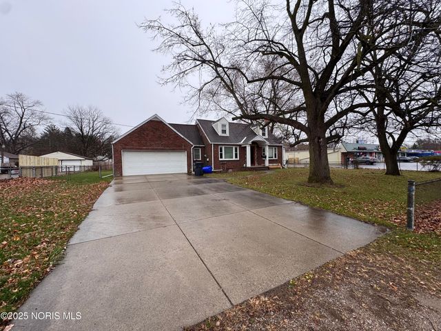 5840 Douglas Road, Toledo, OH 43613