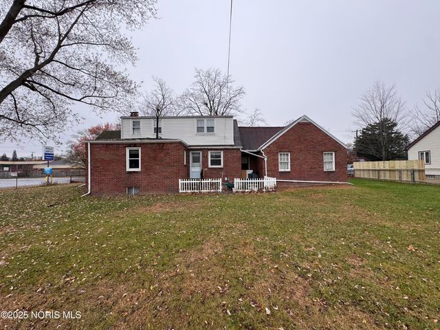 5840 Douglas Road, Toledo, OH 43613