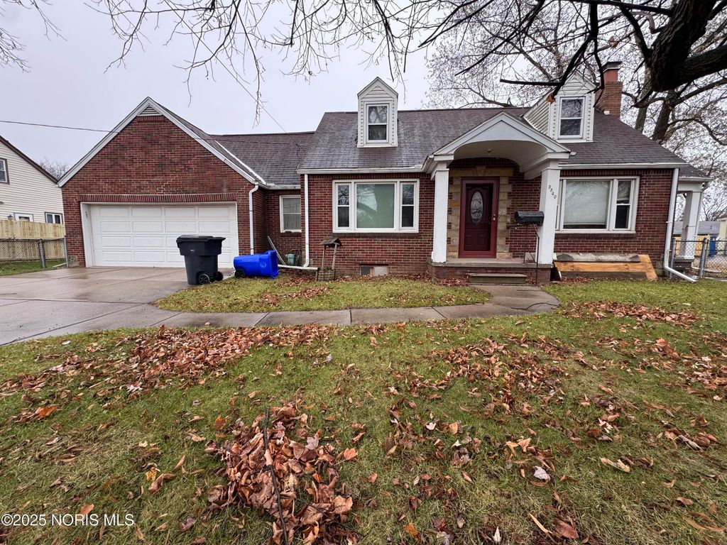 5840 Douglas Road, Toledo, OH 43613