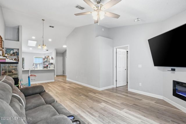8049 VIRGO Street, Jacksonville, FL 32216