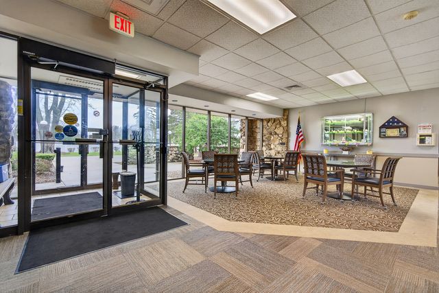 7225 Oxford Circle, Fox Lake, IL 60020