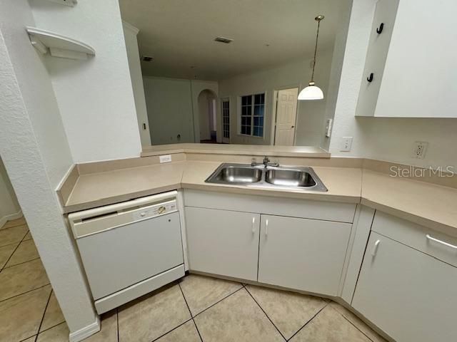 3611 CONROY 818, Orlando, FL 32839
