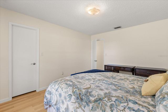 7741 LAKE ANDREA CIRCLE, Mount Dora, FL 32757