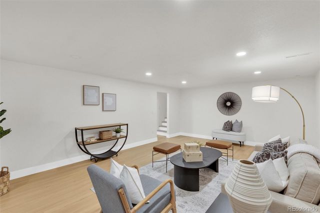 1170 S Gray Street, Denver, CO 80232