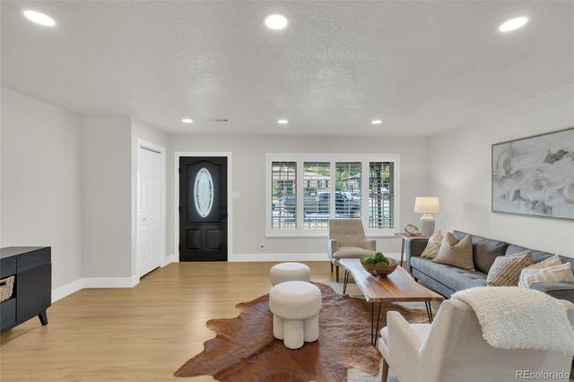1170 S Gray Street, Denver, CO 80232
