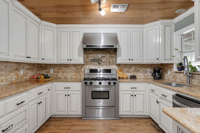 804 Saint Anne Street, Scott, LA 70583