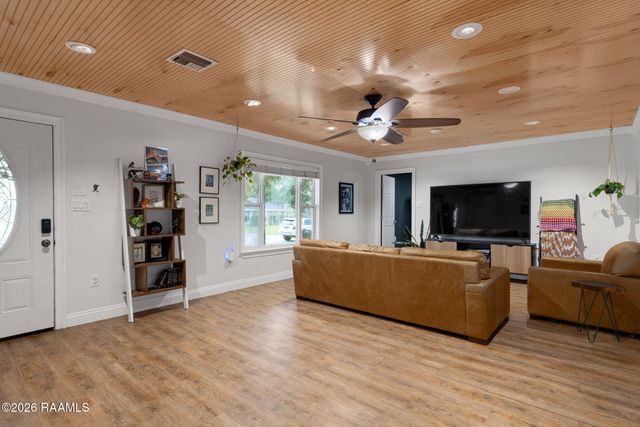 804 Saint Anne Street, Scott, LA 70583