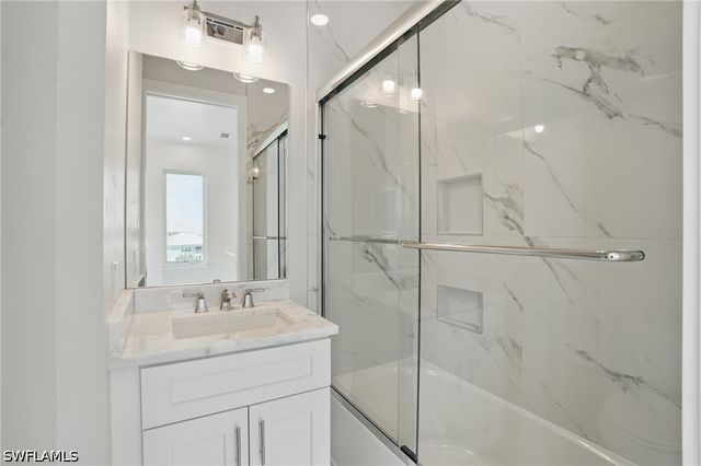 855 Lagoon ST 2, Fort Myers Beach, FL 33931