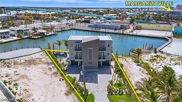 855 Lagoon ST 2, Fort Myers Beach, FL 33931