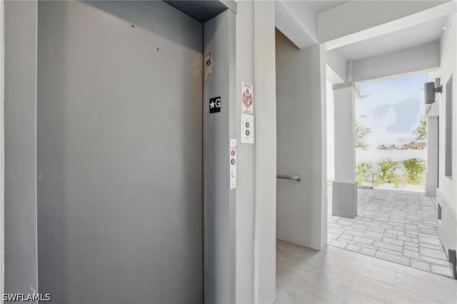 855 Lagoon ST 2, Fort Myers Beach, FL 33931